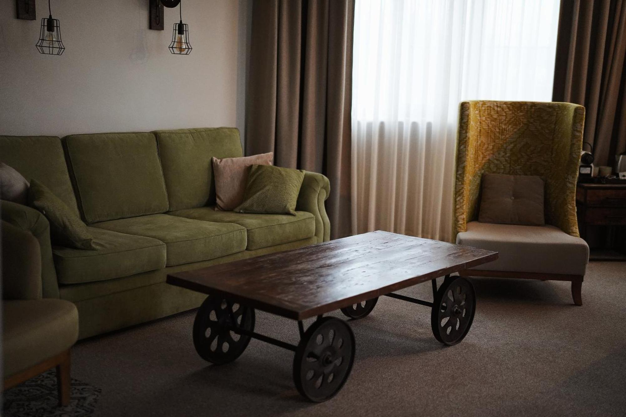 Dacha Bobritsa