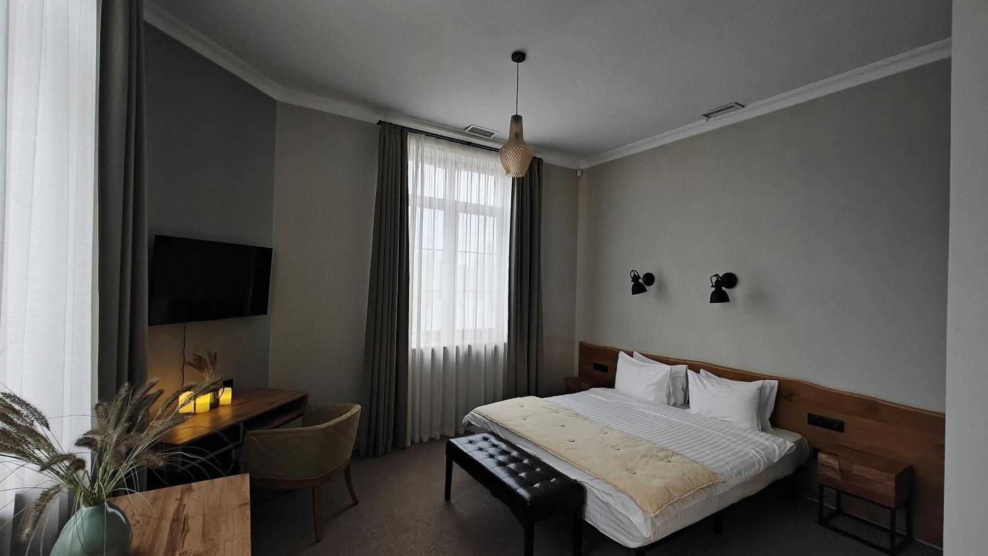 Dacha Inn *